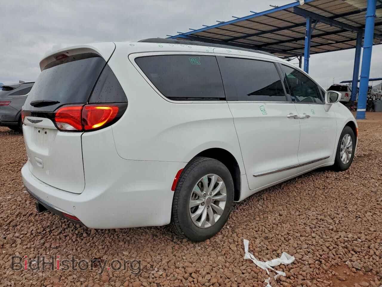 2017 CHRYSLER PACIFICA - VIN: 2C4RC1BG0HR505892 - Photo 3