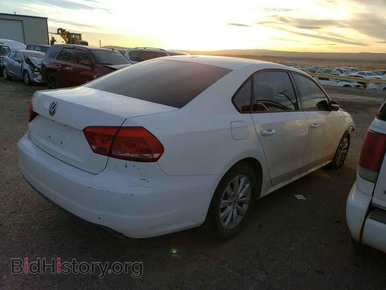 2014 VOLKSWAGEN PASSAT - VIN: 1VWAH7A38EC002970 - Фото 3