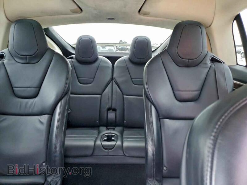 2017 Tesla MODEL X (VIN 5YJXCBE21HF035574) — photo 10 of 16