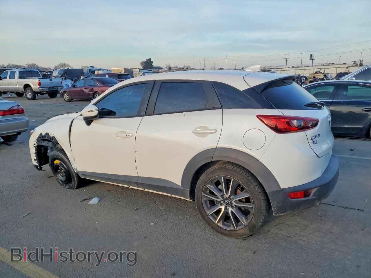 2018 MAZDA CX-3 - VIN: JM1DKDC74J0307653 - Фото 2