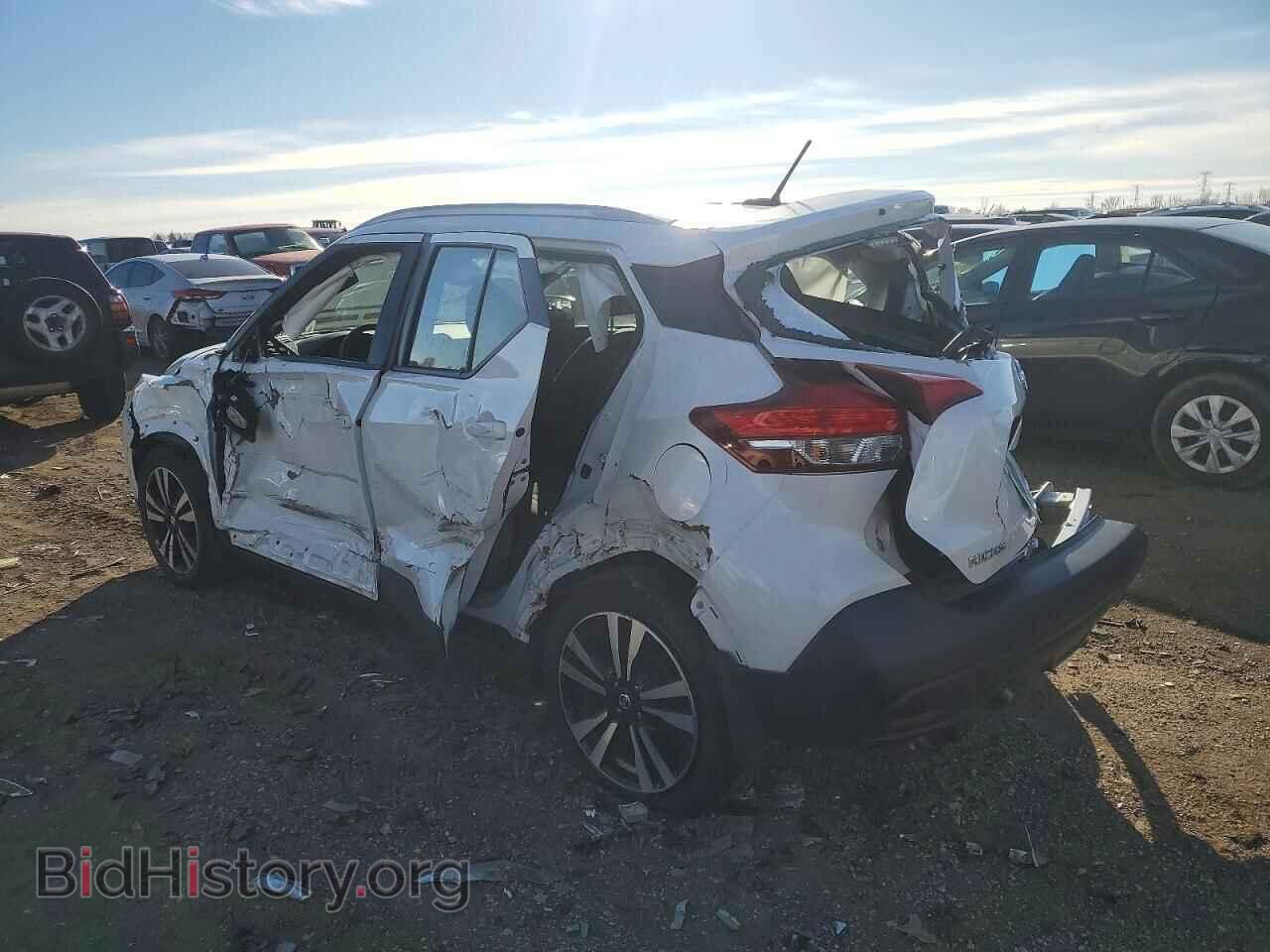 2019 NISSAN KICKS - VIN: 3N1CP5CU4KL534793 - Фото 2