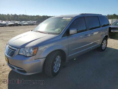 2015 Chrysler MINIVAN Town & COU, серебристый — VIN 2C4RC1BGXFR552800, Copart