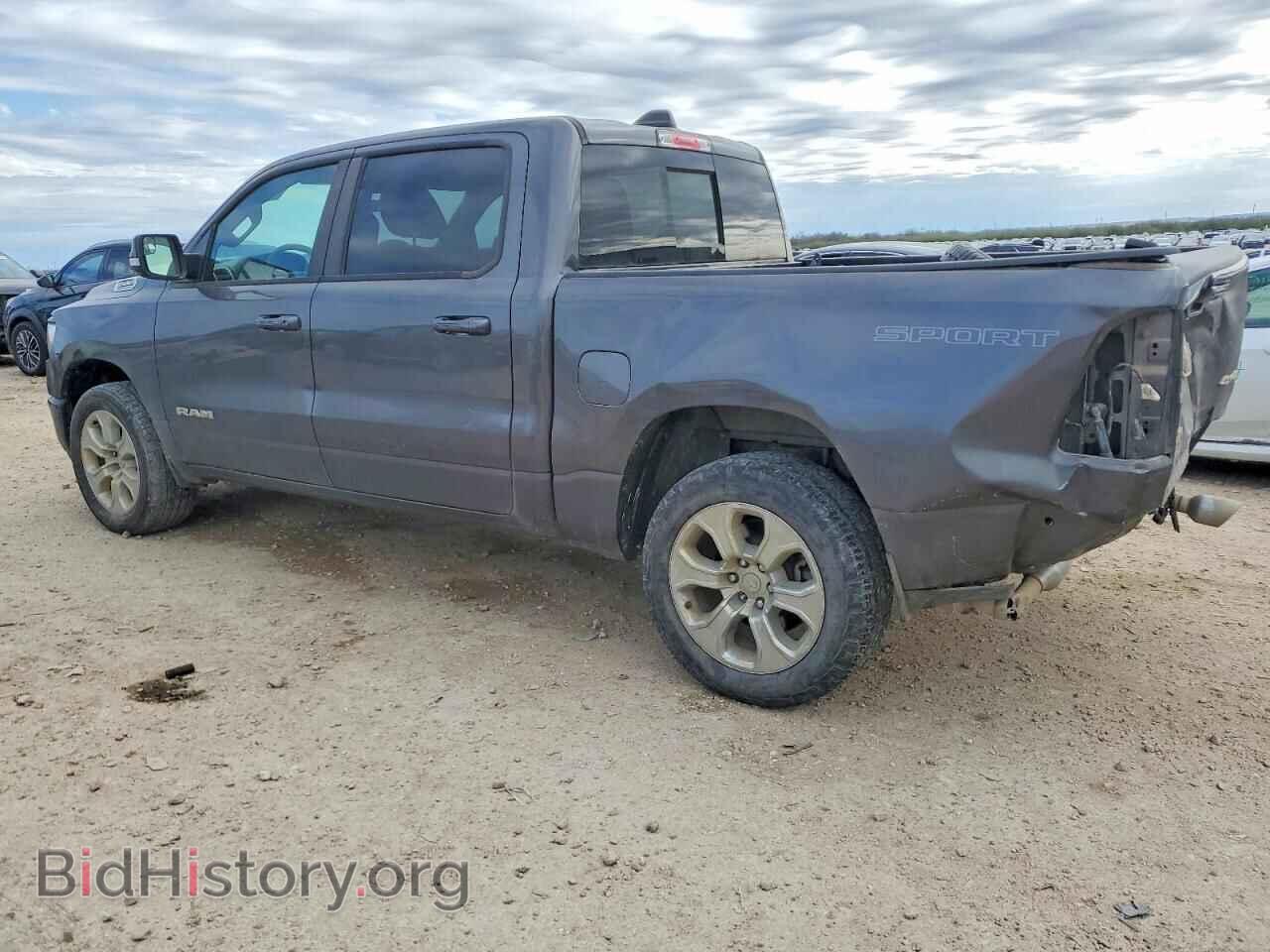 2021 RAM 1500 - VIN: 1C6SRFFT2MN638592 - Фото 2