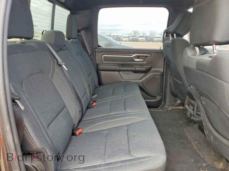 2021 RAM 1500 (VIN 1C6SRFFT2MN638592) — photo 10 of 12