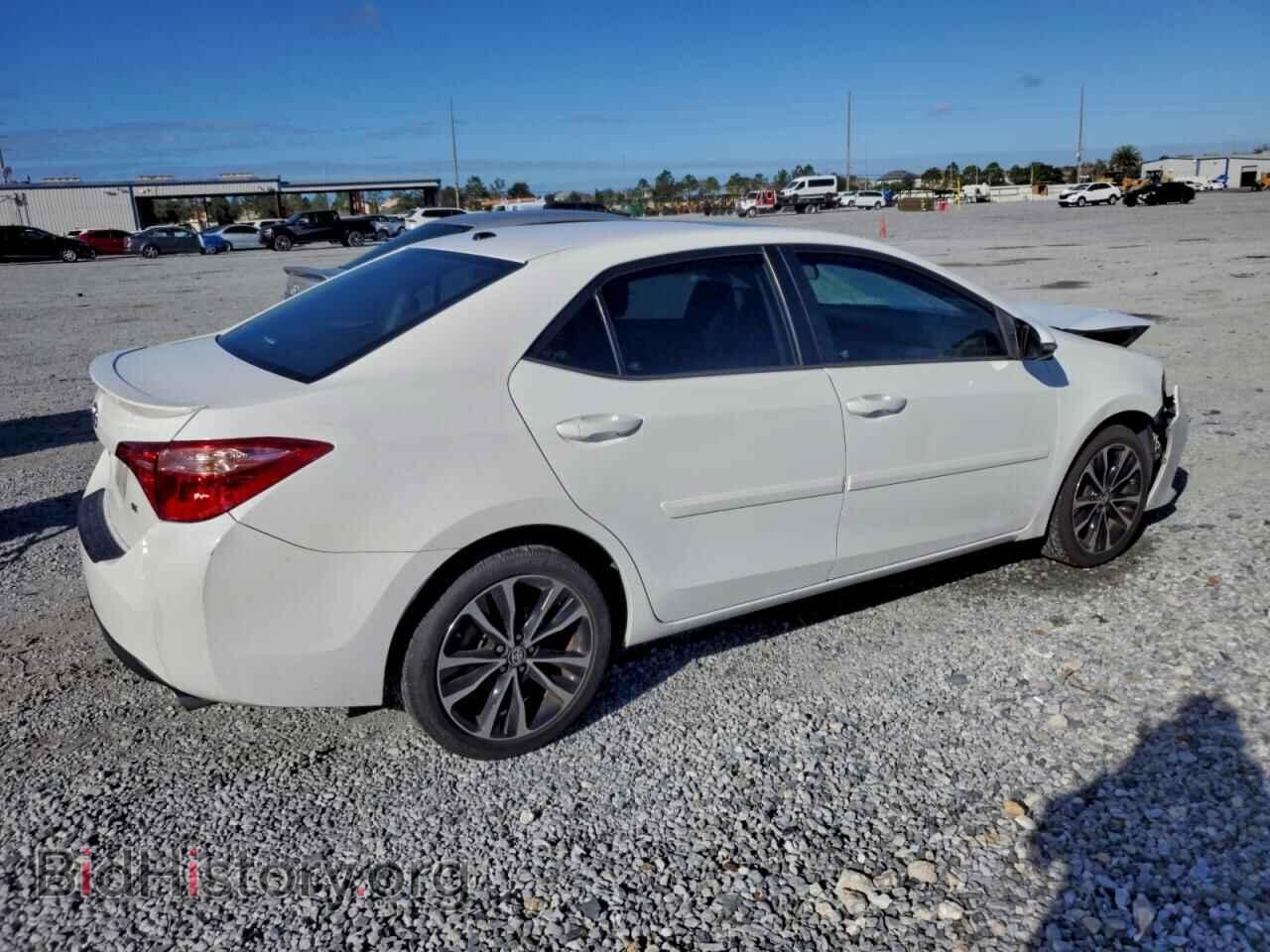 2017 TOYOTA COROLLA - VIN: 2T1BURHEXHC769947 - Фото 3