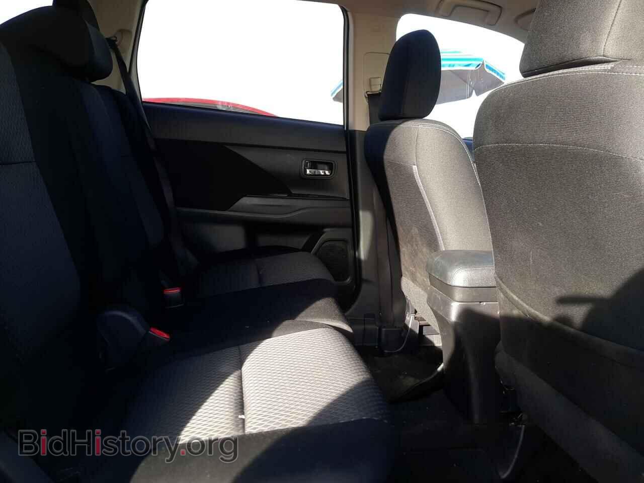2017 MITSUBISHI OUTLANDER - VIN: JA4AD2A33HZ064290 - Фото 11