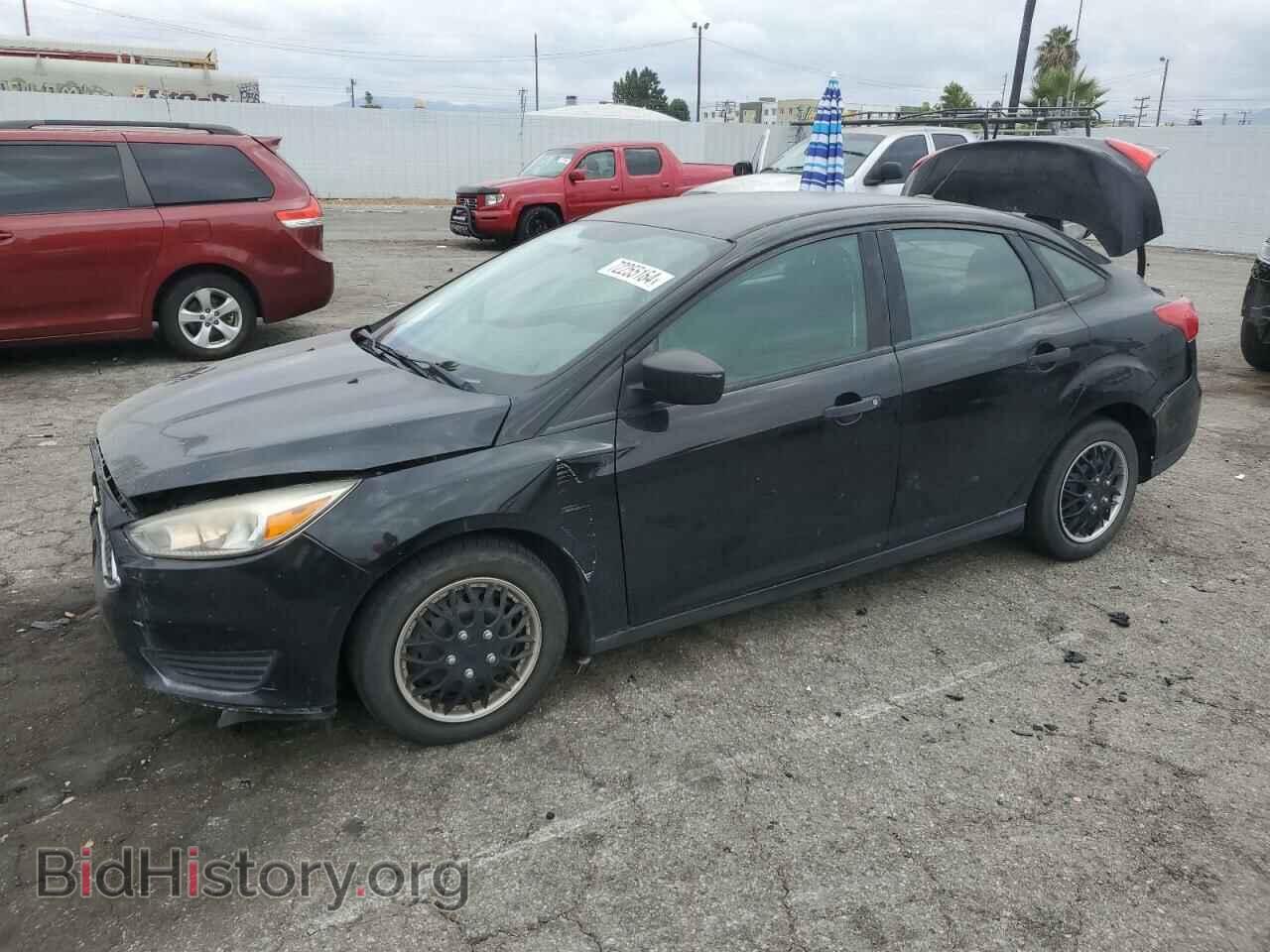 Photo 1FADP3E24JL205223 - FORD FOCUS 2018