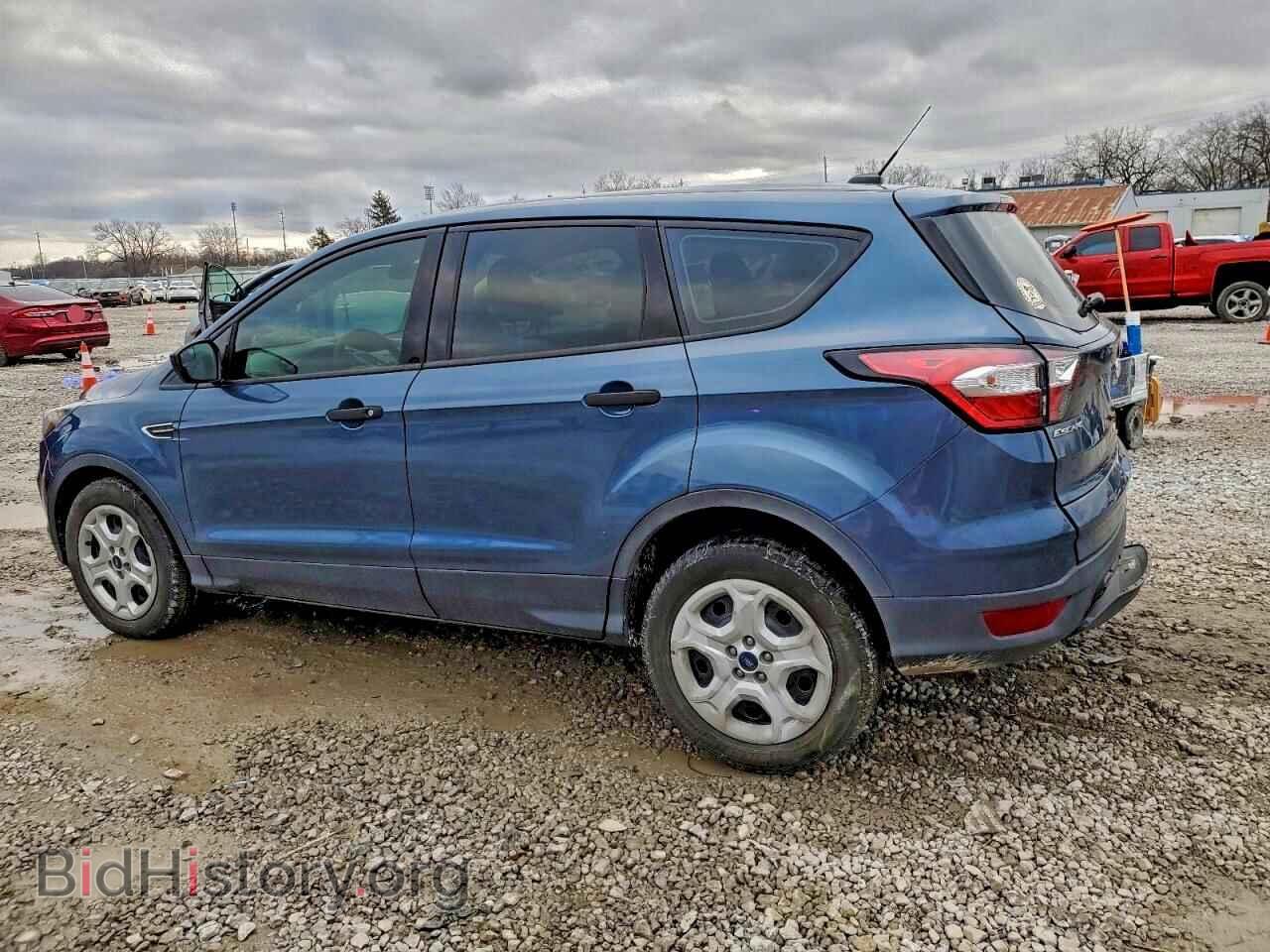 2018 FORD ESCAPE - VIN: 1FMCU0F70JUC05913 - Фото 2