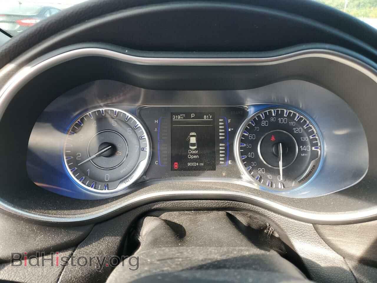 2016 CHRYSLER 200 - VIN: 1C3CCCFB2GN182591 - Фото 9