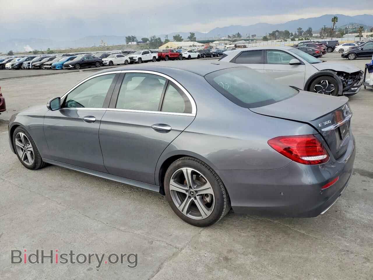 2017 MERCEDES-BENZ E-CLASS - VIN: WDDZF4JB5HA259236 - Фото 2