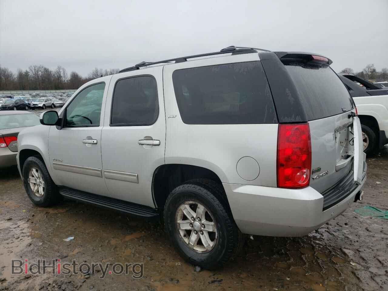 2011 GMC YUKON - VIN: 1GKS2CE04BR248865 - Фото 2