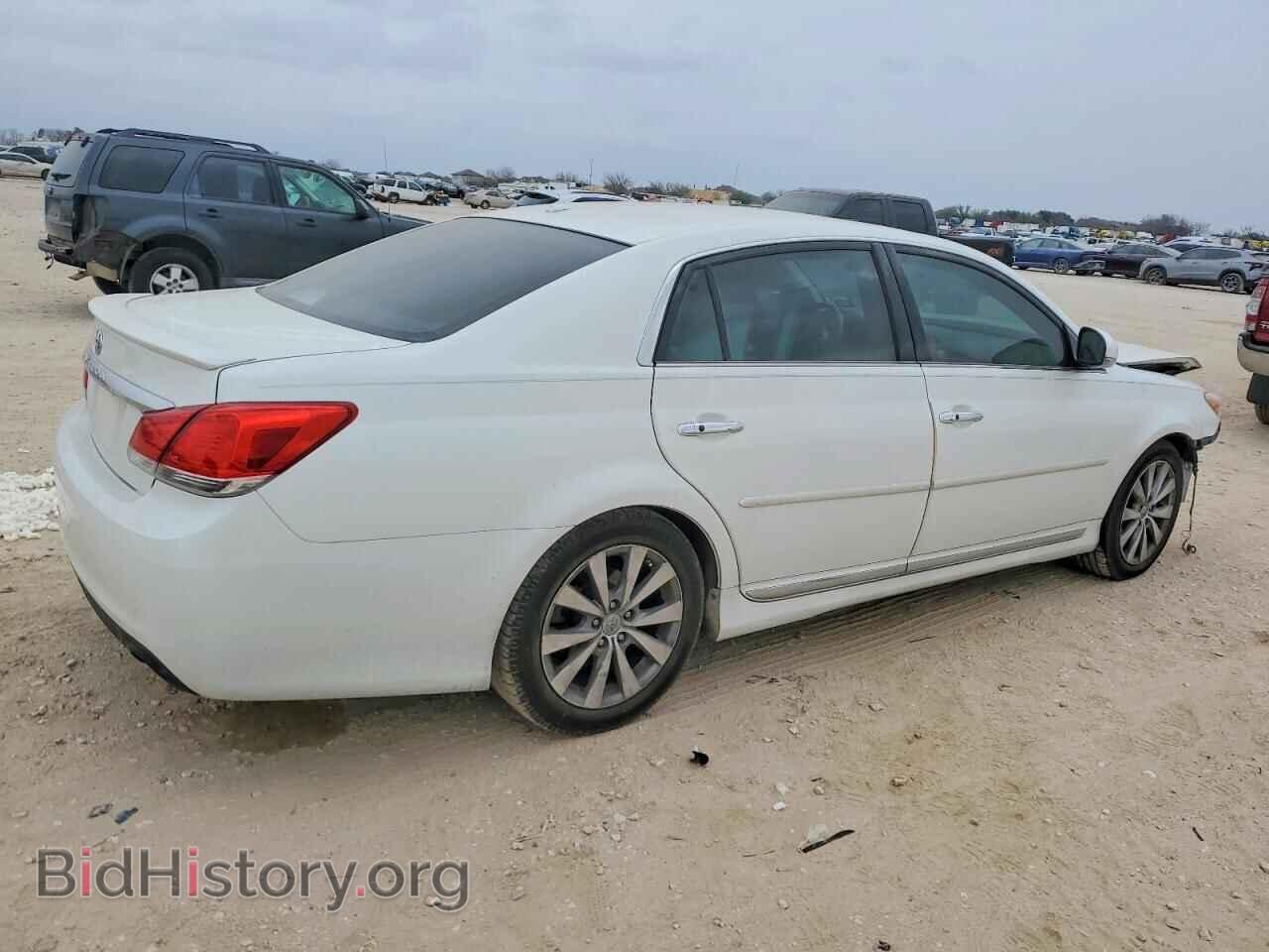 2011 TOYOTA AVALON - VIN: 4T1BK3DB3BU437191 - Фото 3