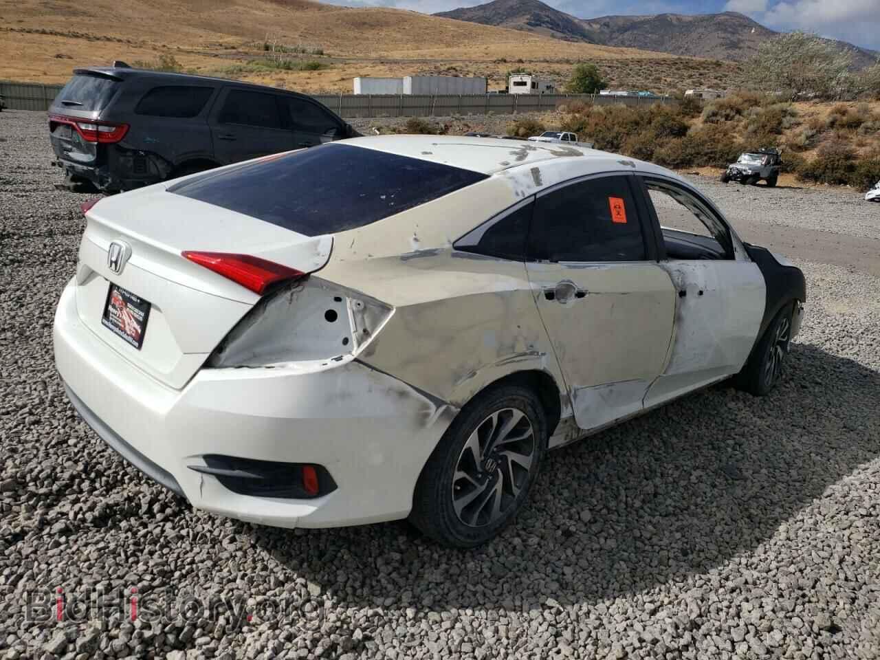 2016 HONDA CIVIC - VIN: 2HGFC2F7XGH514074 - Фото 3
