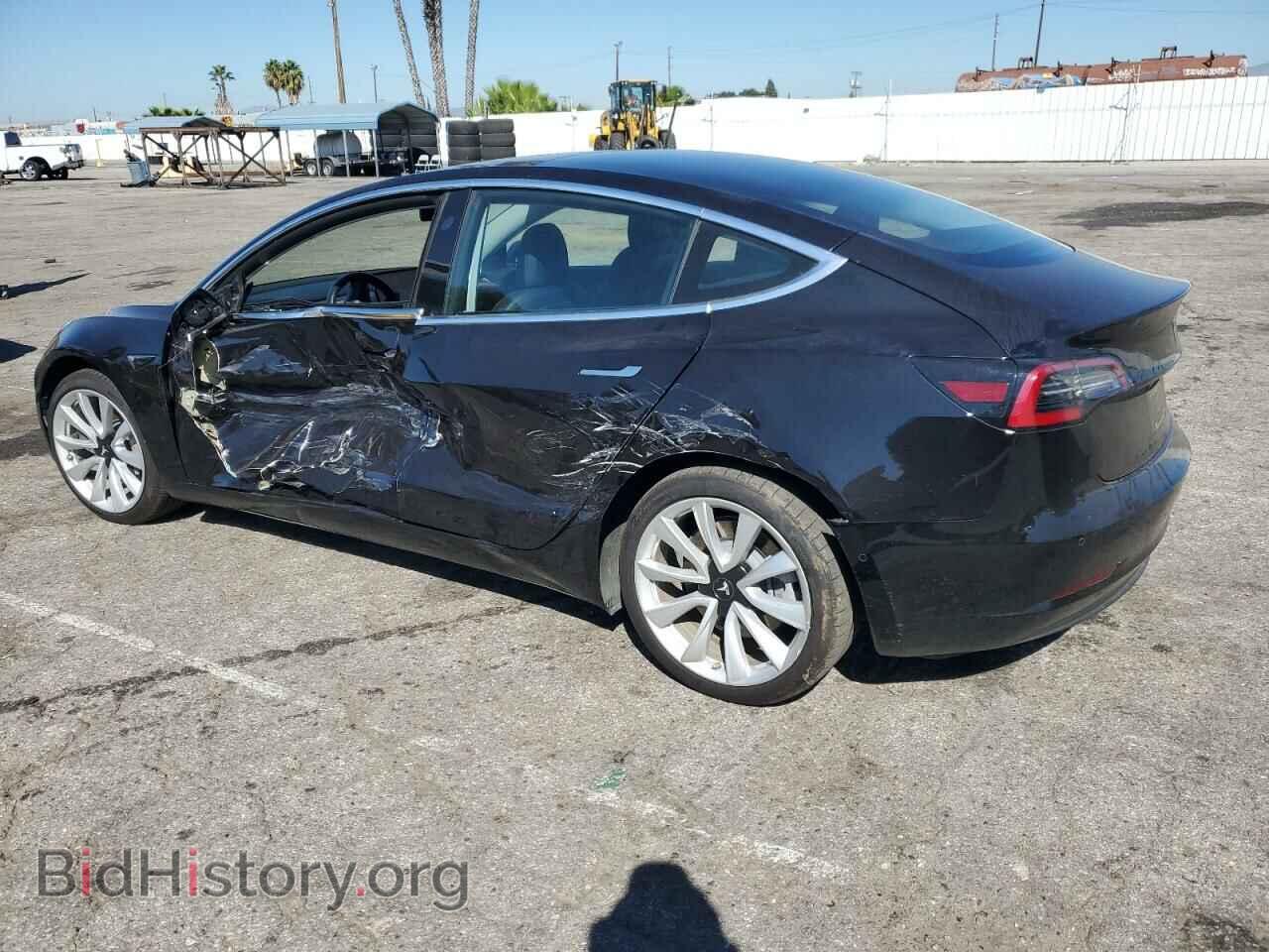 2018 TESLA MODEL 3 - VIN: 5YJ3E1EA0JF053600 - Photo 2