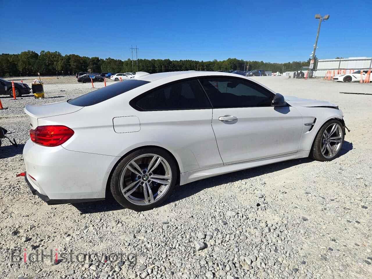 2015 BMW M4 - VIN: WBS3R9C58FK331154 - Фото 3