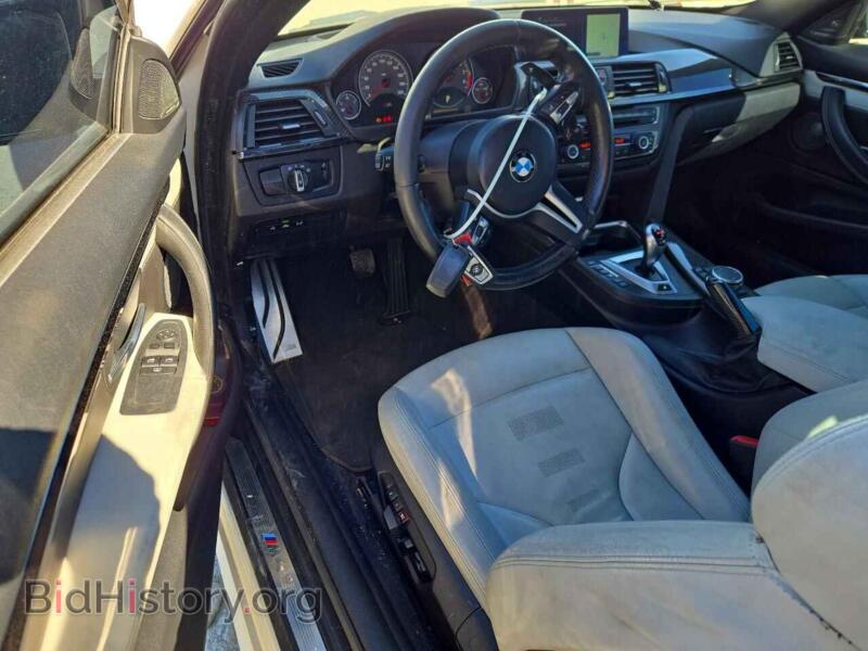 2015 BMW M4 (VIN WBS3R9C58FK331154) — photo 8 of 13