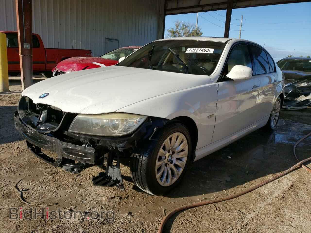 Photo WBAPH77579NL83644 - BMW 3 SERIES 2009