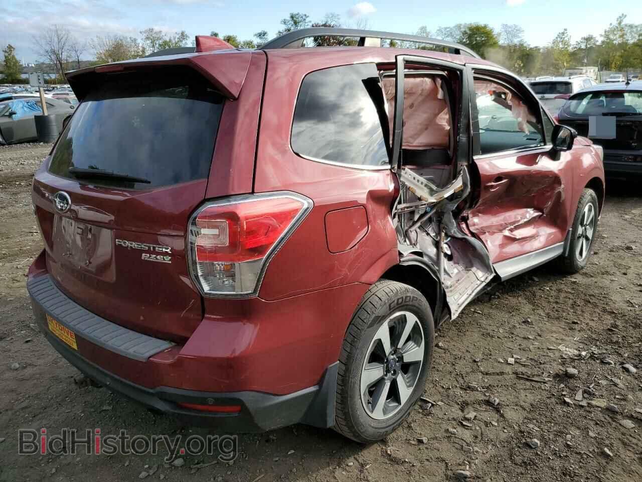 2017 SUBARU FORESTER - VIN: JF2SJARC9HH578802 - Фото 3