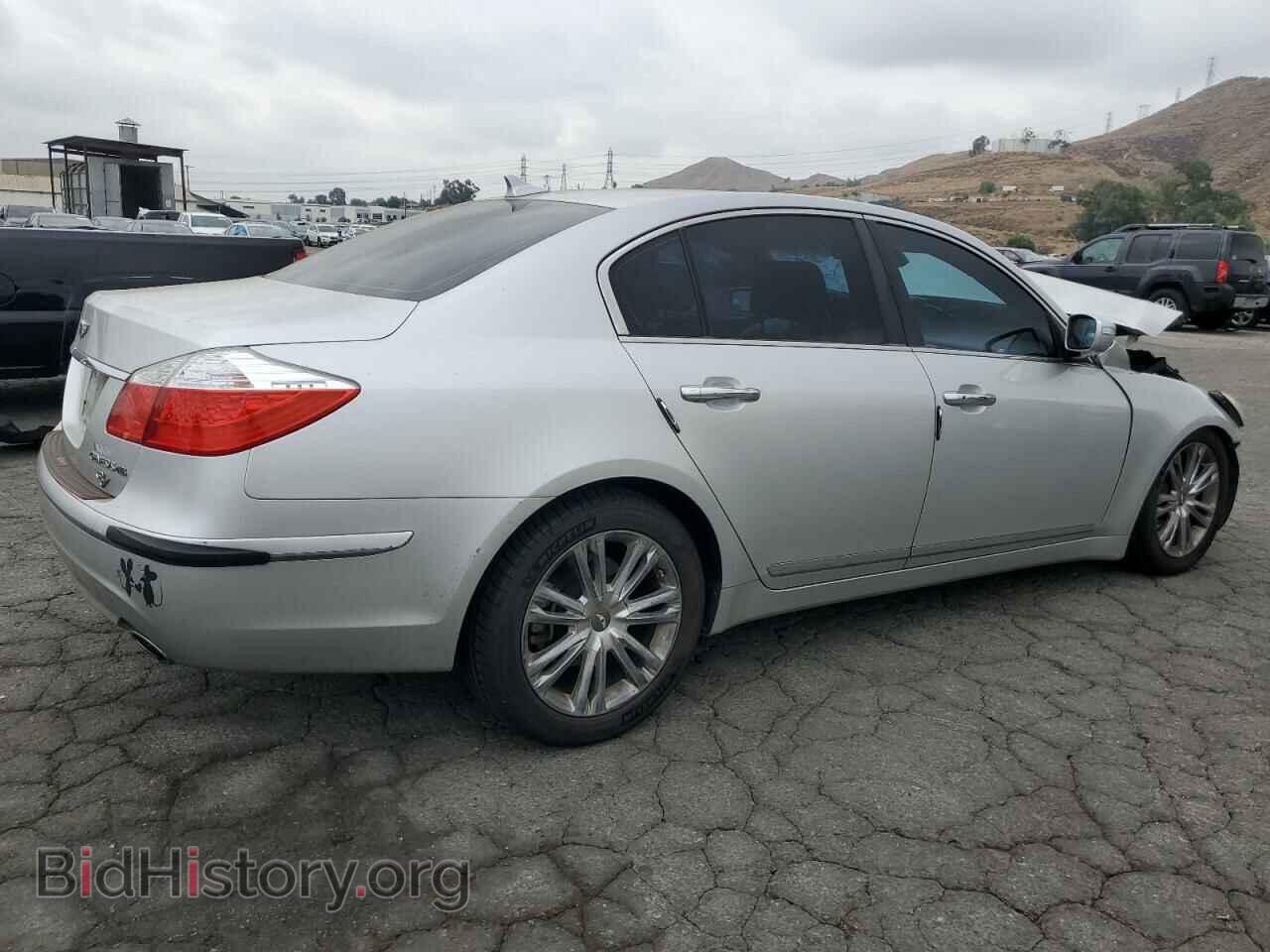 2010 HYUNDAI GENESIS - VIN: KMHGC4DF8AU072548 - Фото 3