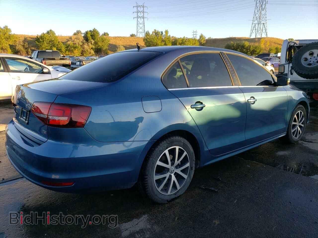2017 VOLKSWAGEN JETTA - VIN: 3VWDB7AJ6HM315998 - Фото 3