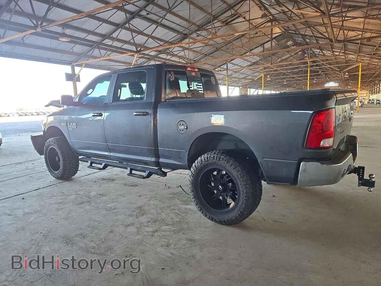 2019 RAM 1500 - VIN: 1C6RR6TT9KS654015 - Photo 2
