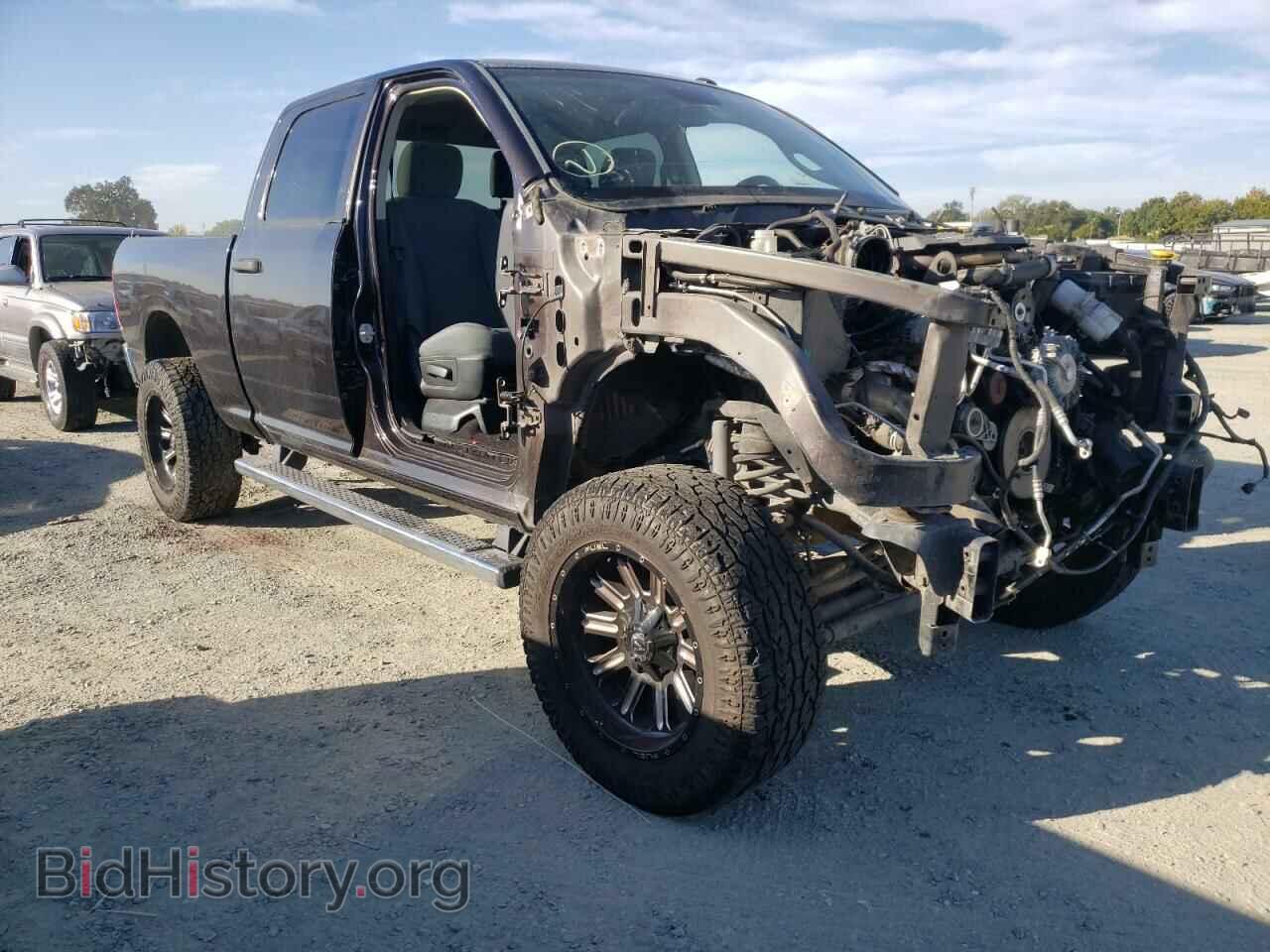2016 RAM All Models - VIN: 3C6UR5CL6GG379688 - Photo 4