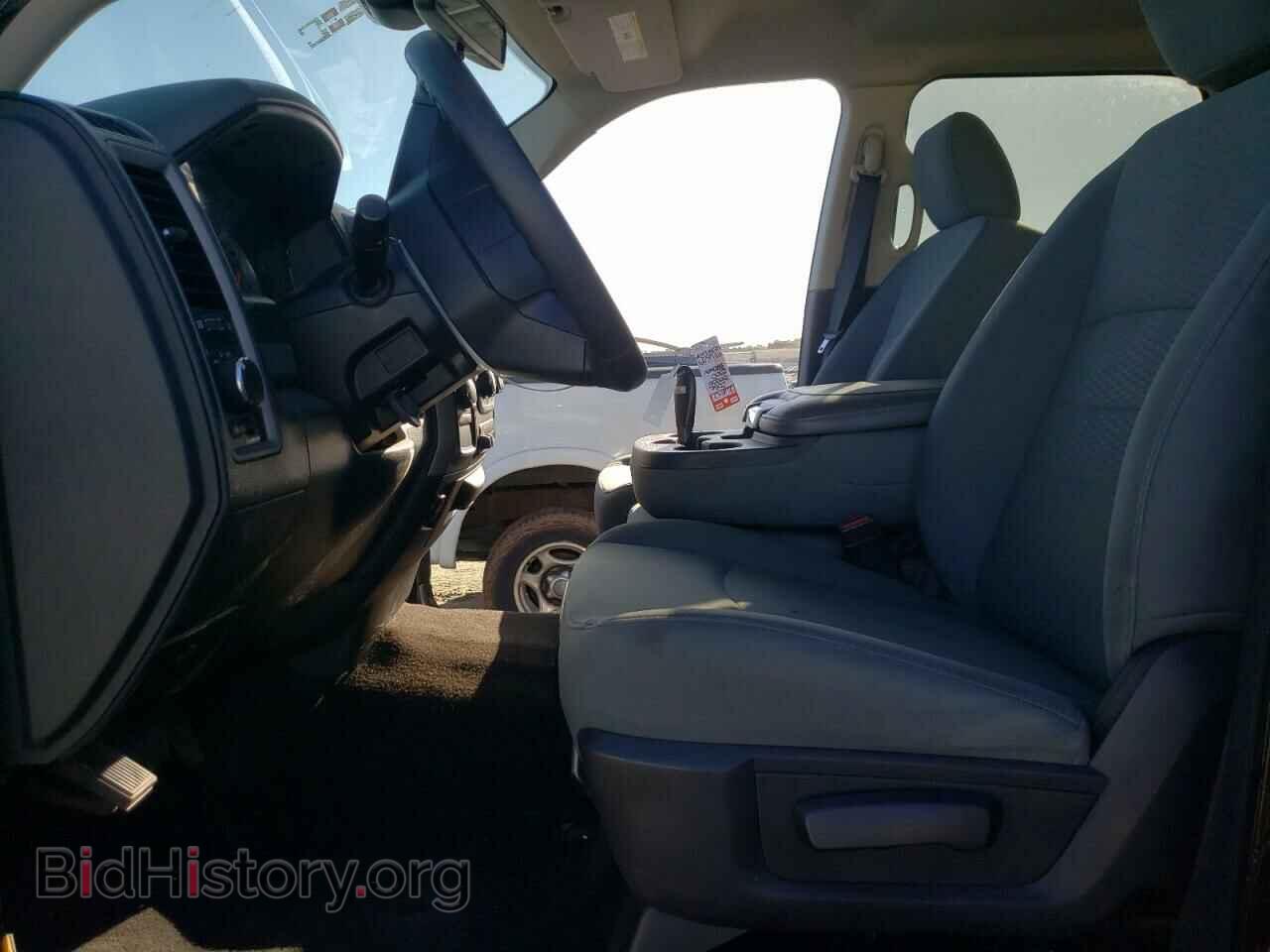 2016 RAM All Models - VIN: 3C6UR5CL6GG379688 - Photo 7
