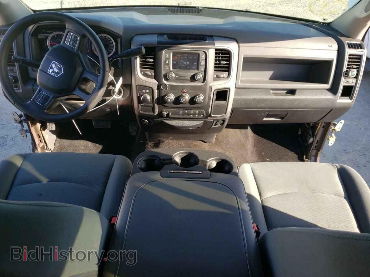 2016 RAM All Models - VIN: 3C6UR5CL6GG379688 - Photo 8