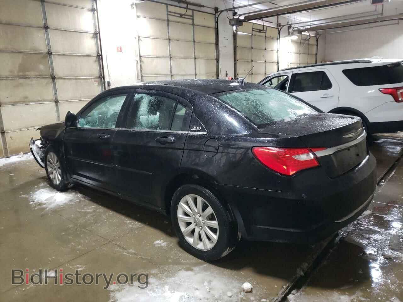 2013 CHRYSLER 200 - VIN: 1C3CCBBB6DN606723 - Фото 2