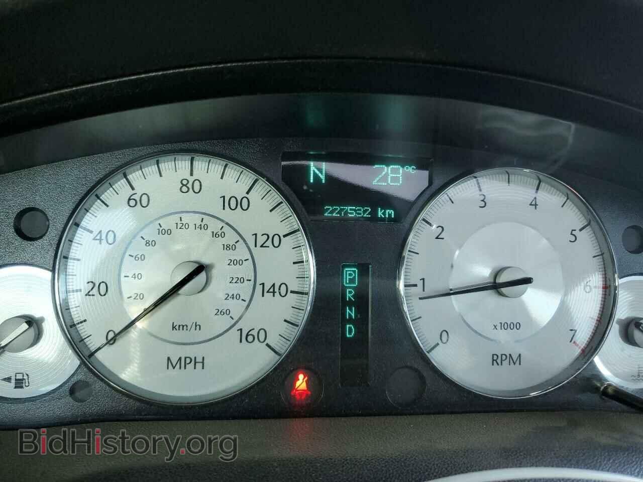 2010 CHRYSLER 300 - VIN: 2C3CA9CT8AH266243 - Фото 9