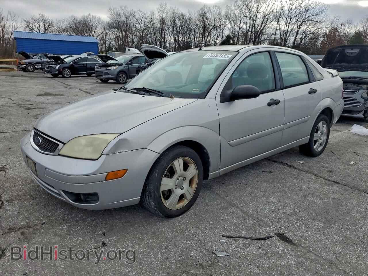 Фотография 1FAFP34N45W300146 - FORD FOCUS 2005