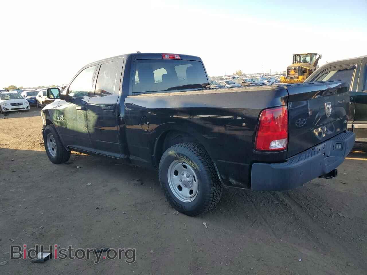 2019 RAM 1500 - VIN: 1C6RR6FG9KS657057 - Фото 2