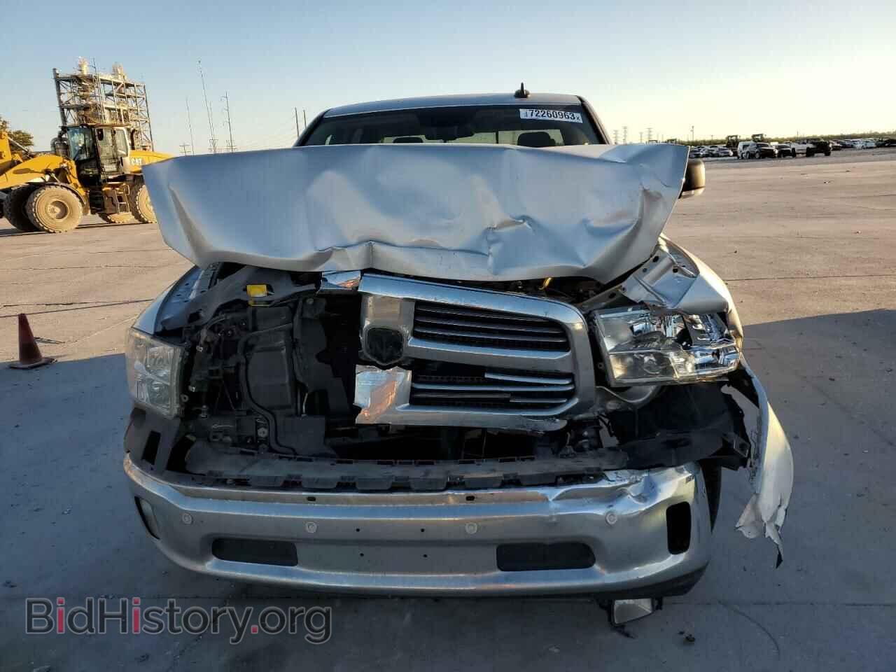 2017 RAM 1500 - VIN: 3C6RR6LT3HG637016 - Photo 5