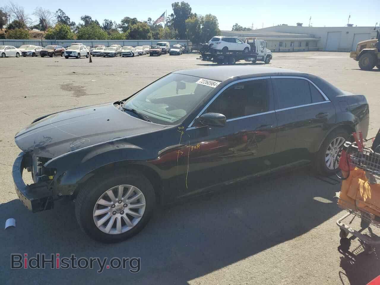 Фотография 2C3CCAAG9DH633723 - CHRYSLER 300 2013