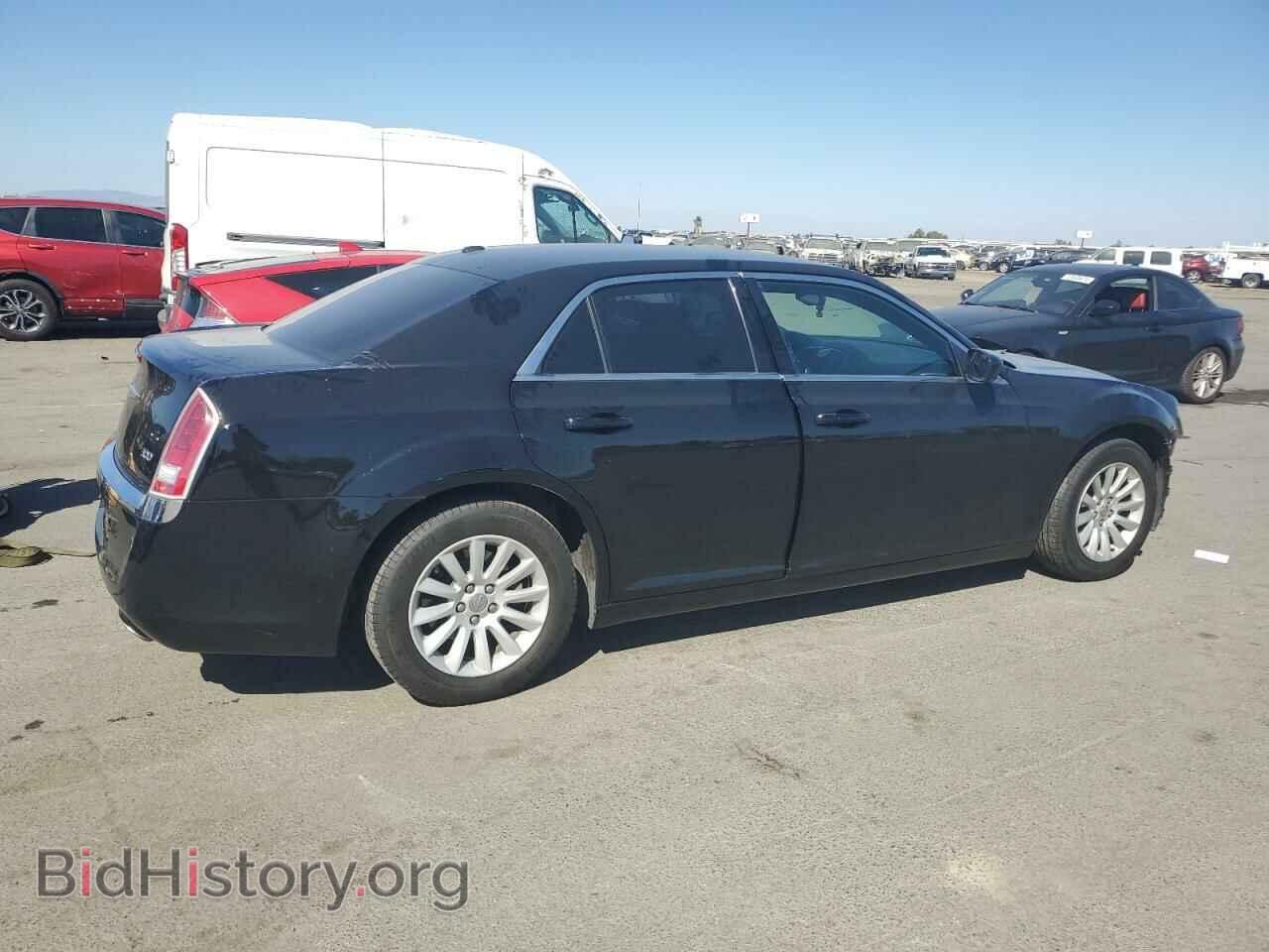 2013 CHRYSLER 300 - VIN: 2C3CCAAG9DH633723 - Фото 3