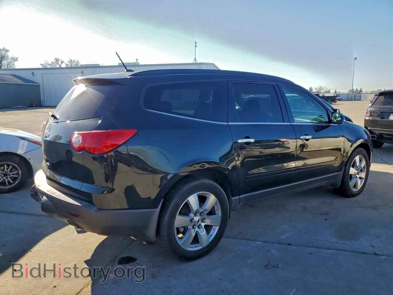 2009 CHEVROLET TRAVERSE - VIN: 1GNEV23D99S123564 - Фото 3