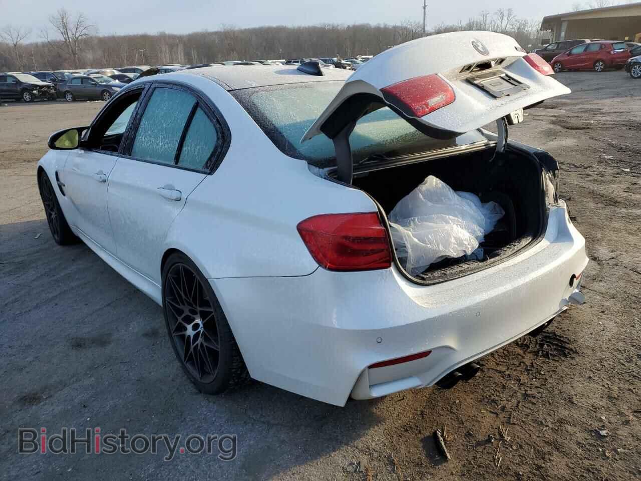 2018 BMW M3 - VIN: WBS8M9C54J5L72053 - Фото 2