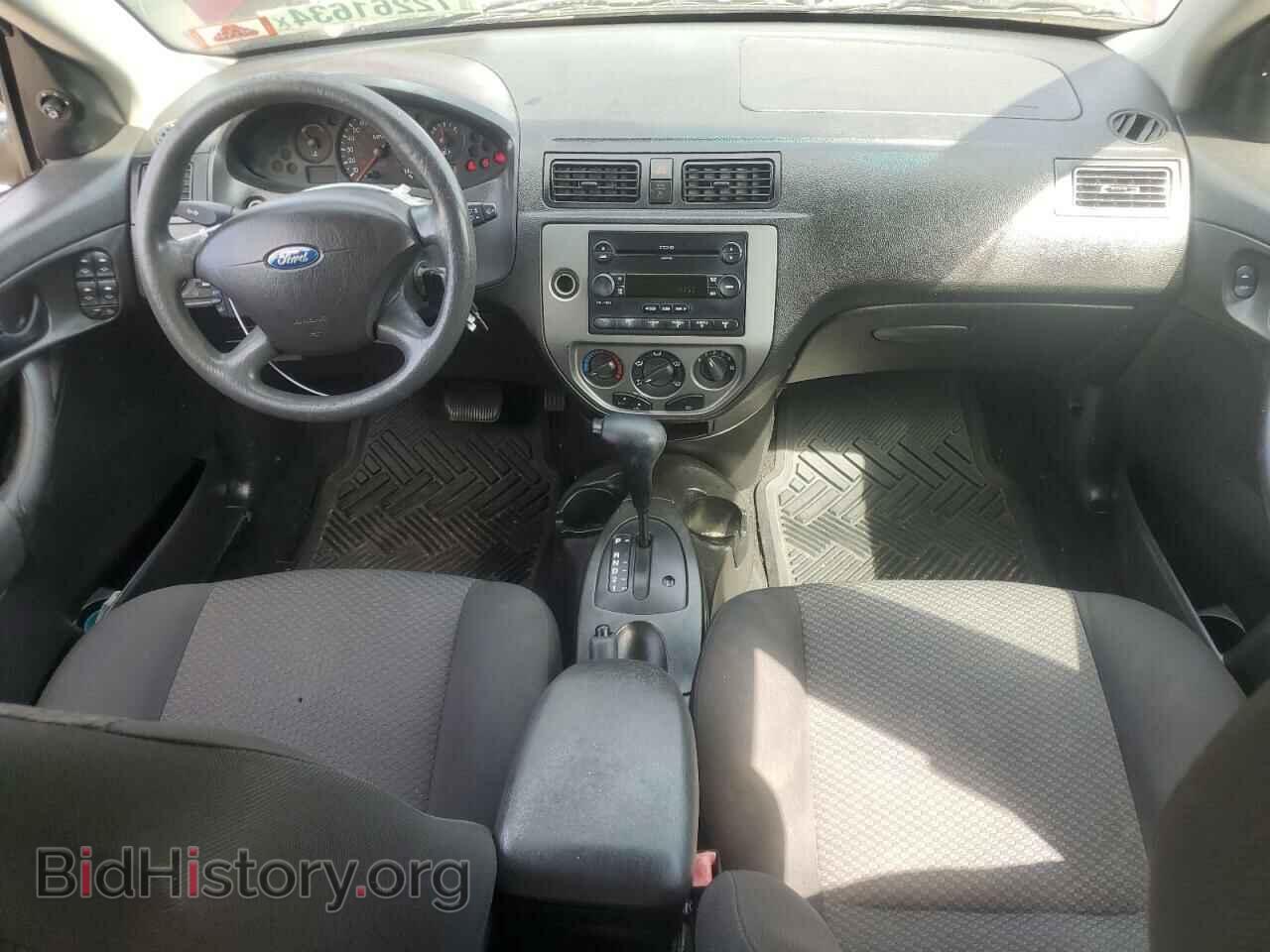 2007 FORD FOCUS - VIN: 1FAHP37N87W195554 - Фото 8