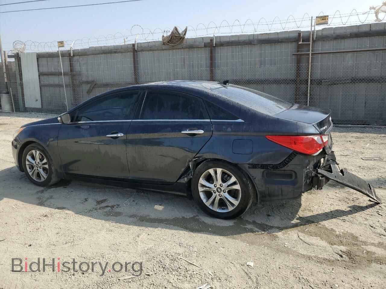 2013 HYUNDAI SONATA - VIN: 5NPEC4AC8DH558104 - Фото 2