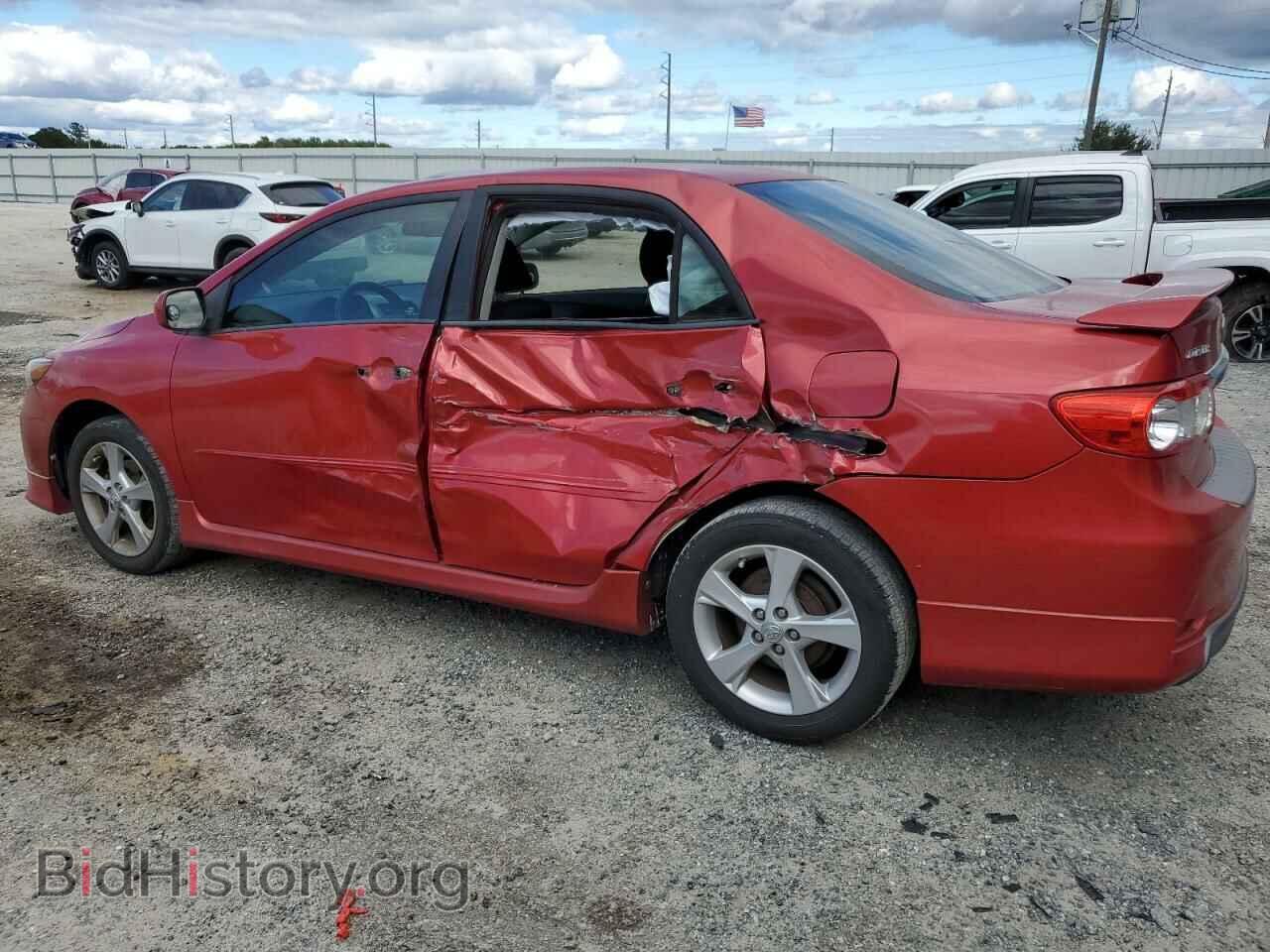 2011 TOYOTA COROLLA - VIN: 2T1BU4EE0BC752203 - Фото 2
