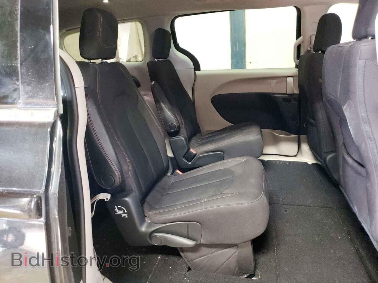 2018 CHRYSLER PACIFICA - VIN: 2C4RC1DG0JR253774 - Photo 11