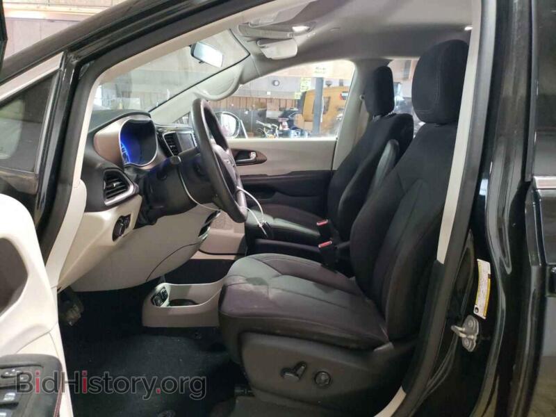 2018 Chrysler PACIFICA (VIN 2C4RC1DG0JR253774) — photo 7 of 13