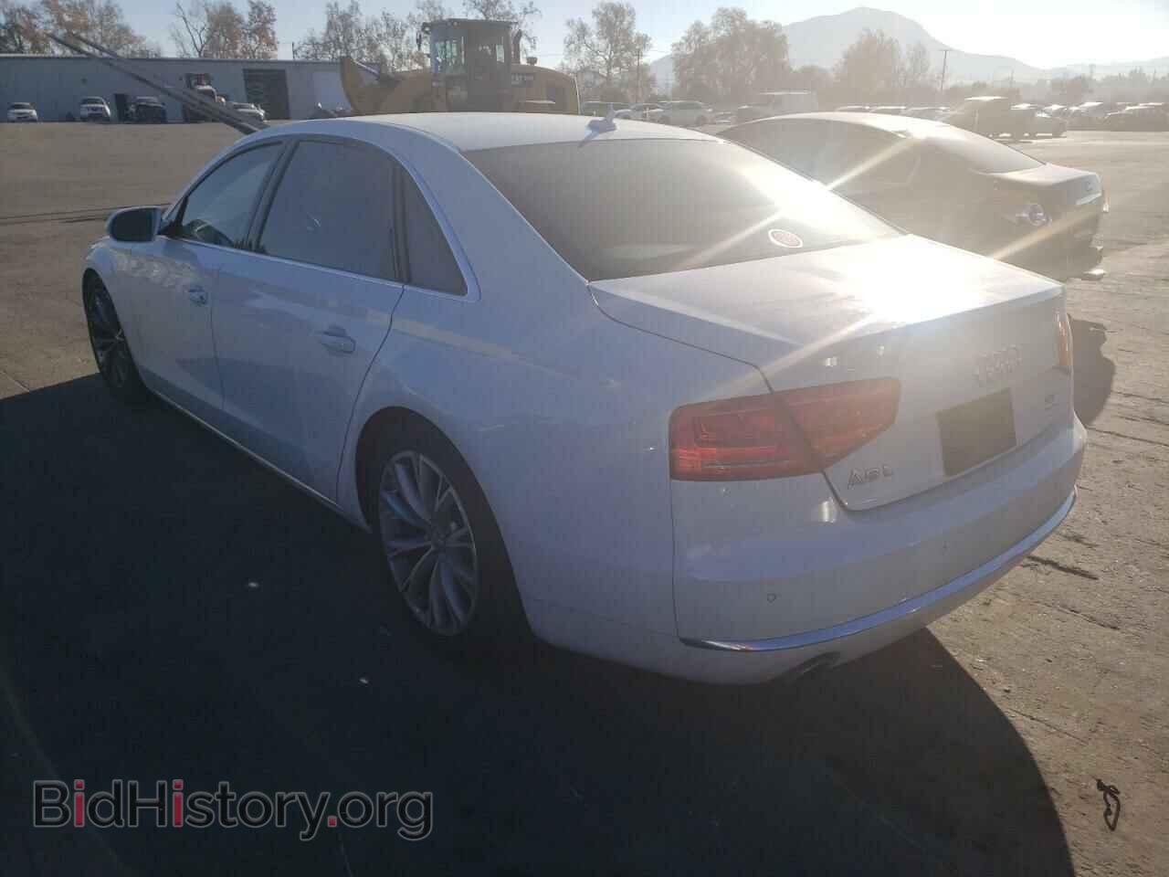 2012 AUDI A8 - VIN: WAURVAFD1CN021565 - Photo 2