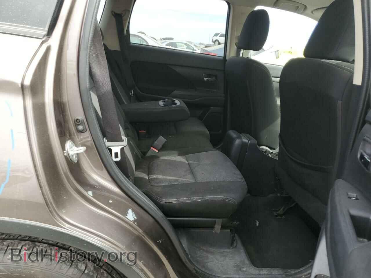 2016 MITSUBISHI OUTLANDER - VIN: JA4AD3A39GZ045523 - Фото 10