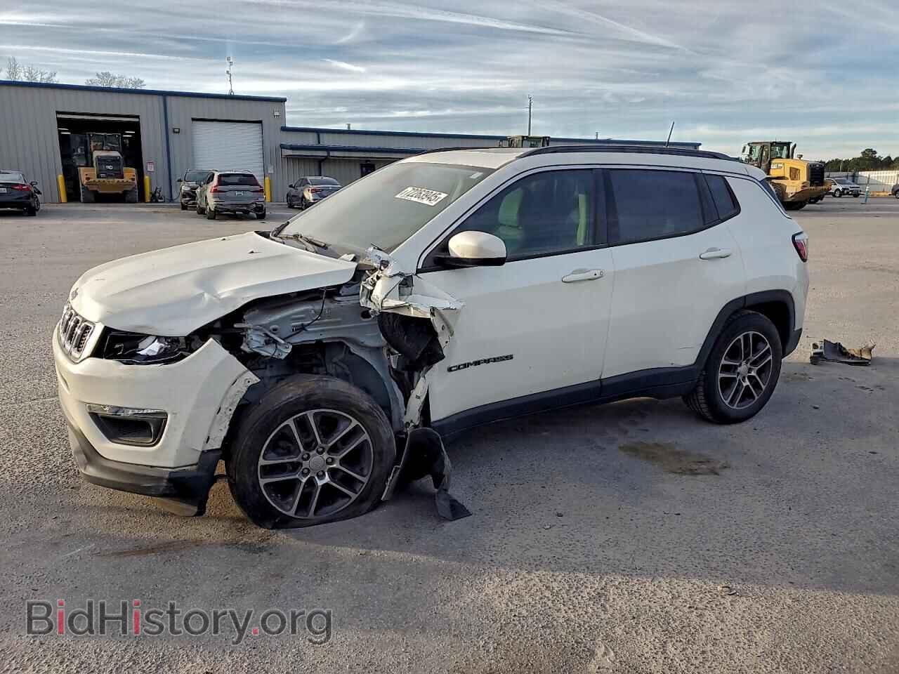 Photo 3C4NJCBB9KT706490 - JEEP COMPASS 2019