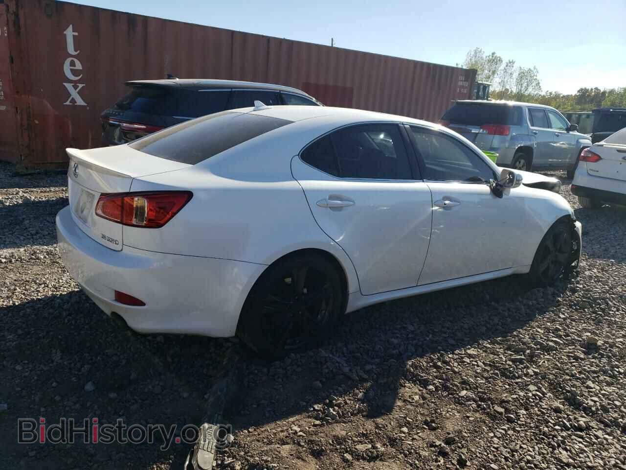 2011 LEXUS IS - VIN: JTHBF5C21B5154724 - Фото 3