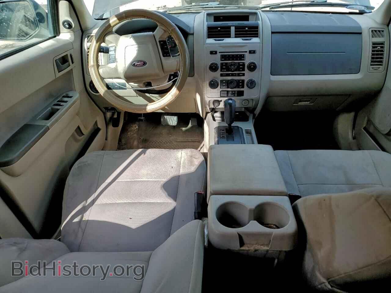 2011 FORD ESCAPE - VIN: 1FMCU0D70BKC30407 - Фото 8