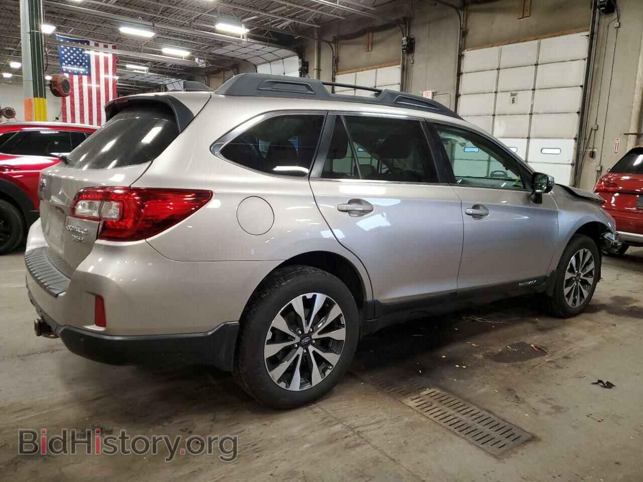2017 SUBARU OUTBACK - VIN: 4S4BSENC6H3323316 - Фото 3