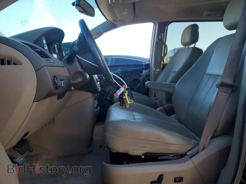 2016 Chrysler MINIVAN (VIN 2C4RC1BG1GR237725) — photo 7 of 14