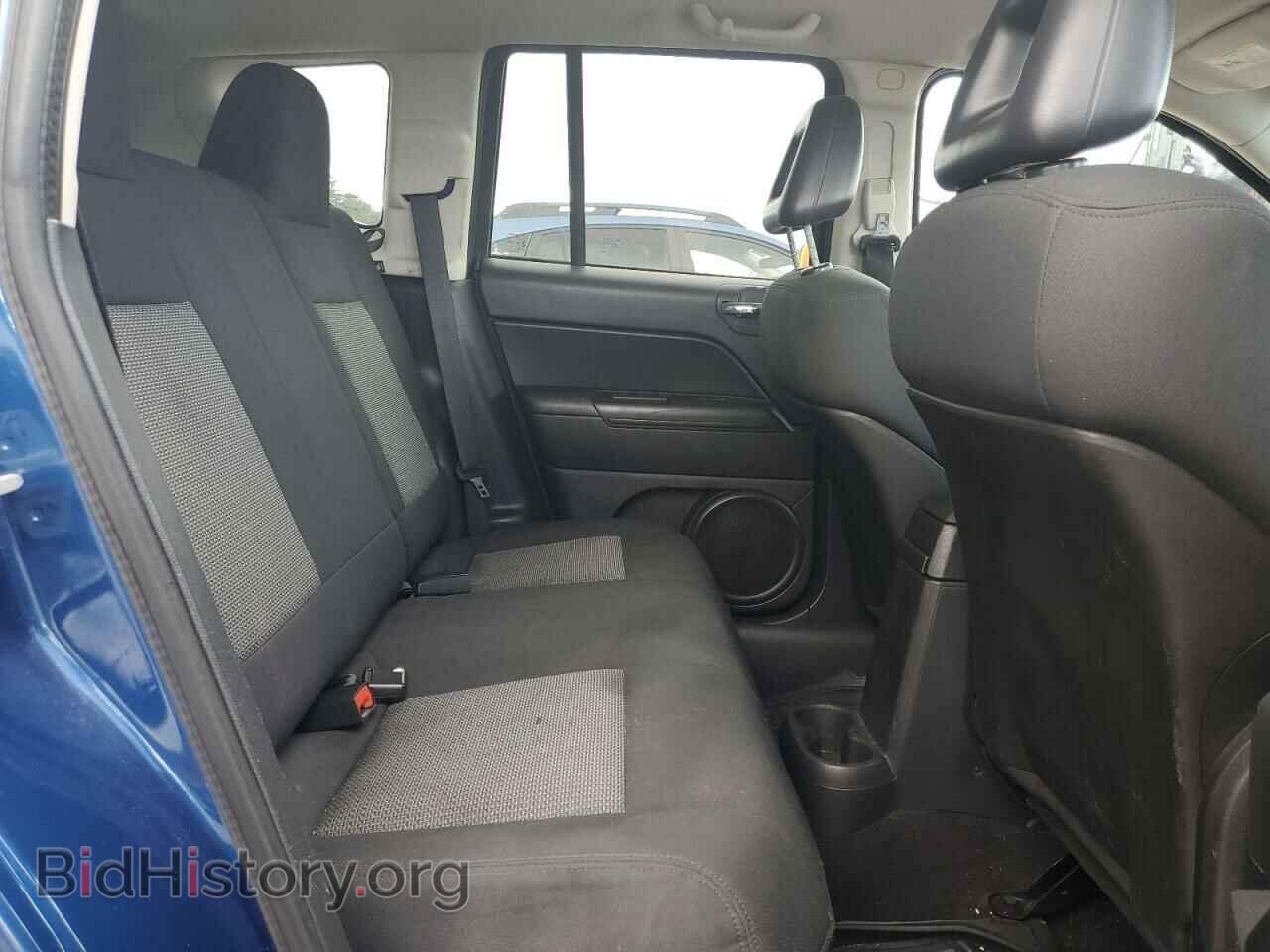 2009 JEEP COMPASS - VIN: 1J4FF47B69D211632 - Photo 10
